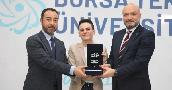 BTÜ’de A Milli Satranççı Ediz Gürel: Hedefim dünya şampiyonluğu
