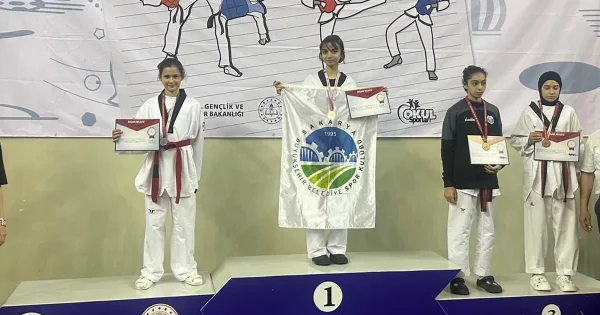 Ecrin Yılmaz, Sakarya’nın gururu oldu
