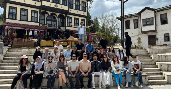 Gençler Sakarya’yı Büyükşehir’le keşfetti