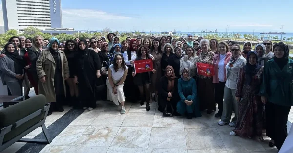 LÖSEV İstanbul Anneler Günü’nü kutladı